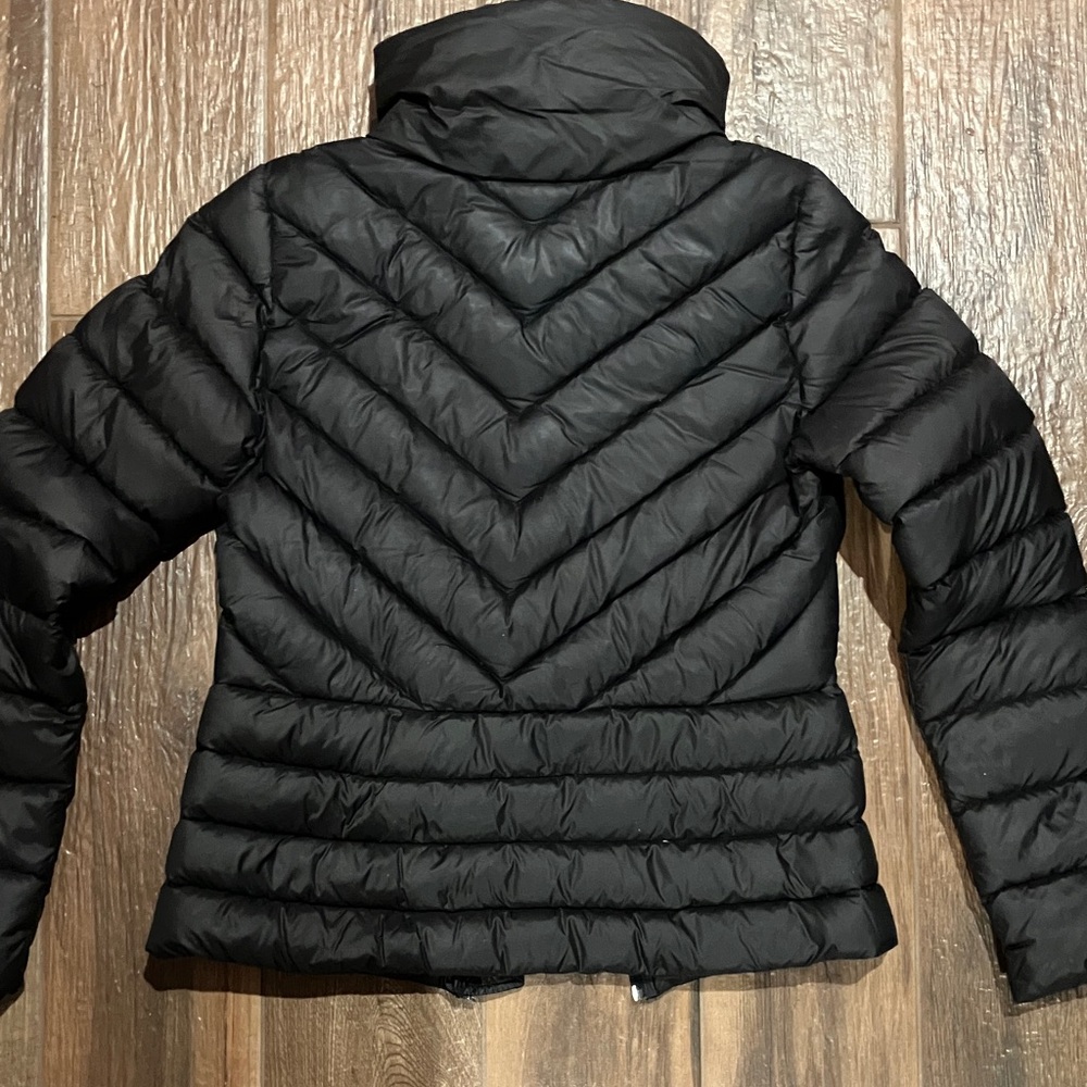 Women's Black Puffer down Jacket SUPER FLATTERING!!! - Picture 5 of 7